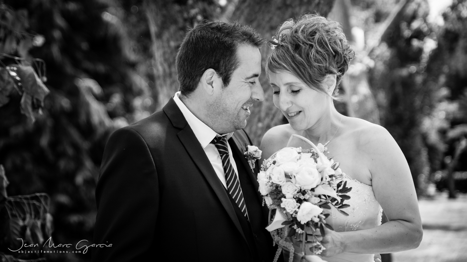photographe-mariage-carcassonne-first-look-couple-4